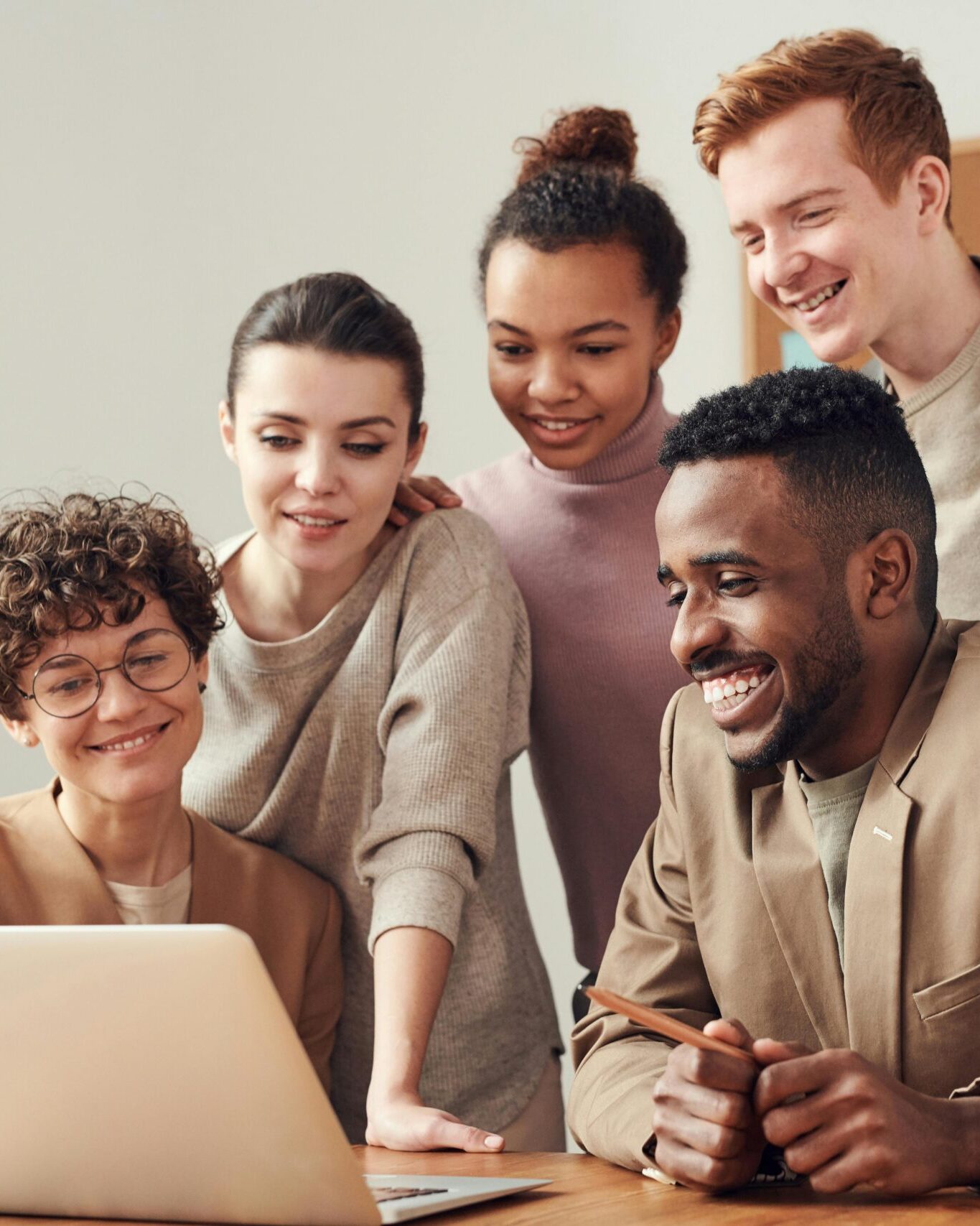 pexels-fauxels-3182812